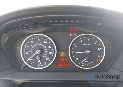 2010 BMW 535I из США, поврежденный, VIN WBANW1C50AC165268